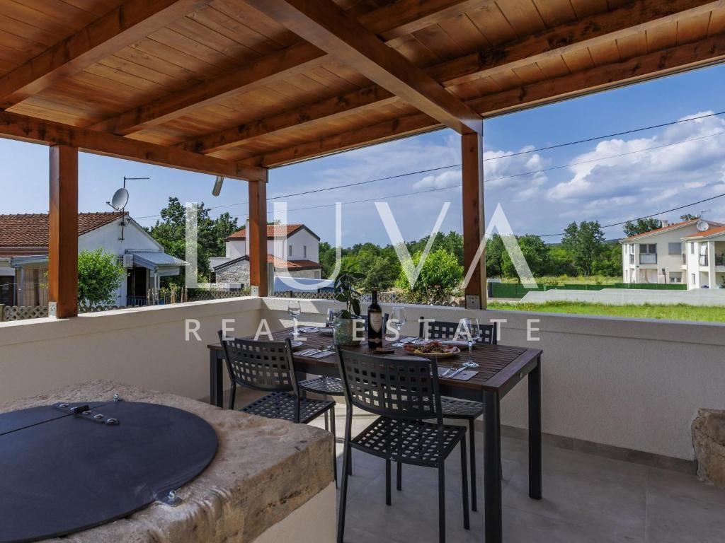 Istria, Poreč, renovated stone house with jacuzzi, 105 m²