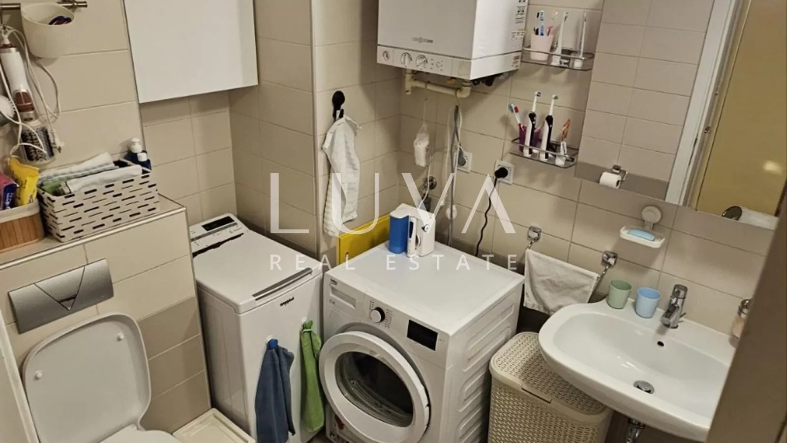 Trešnjevka, komfortable 3-Zimmer-Wohnung, 70 m2, zum Verkauf.