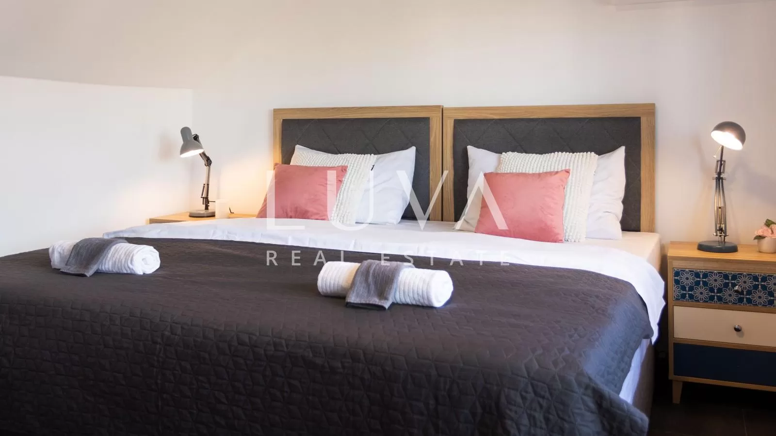 Zagreb – Kvaternik-Platz, Modernes Apartment, 200 m2 zur Miete