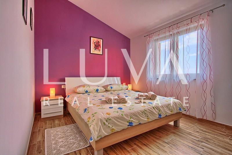 Istra, Štokovci, kuća s bazenom i minigolf igralištem, 290 m2