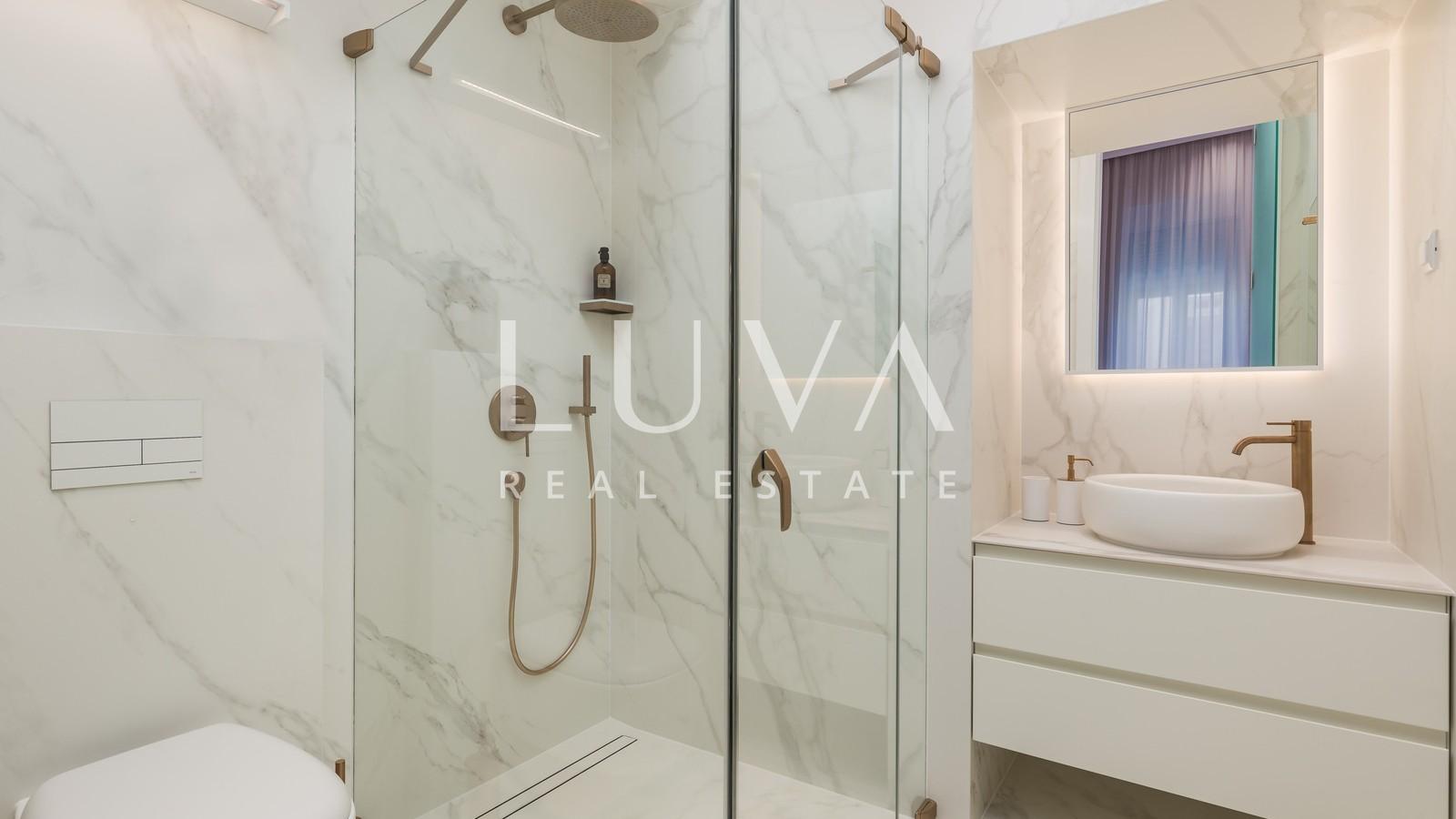 Opatija, city center, luxury apartment NFA 93.79 m² for sale