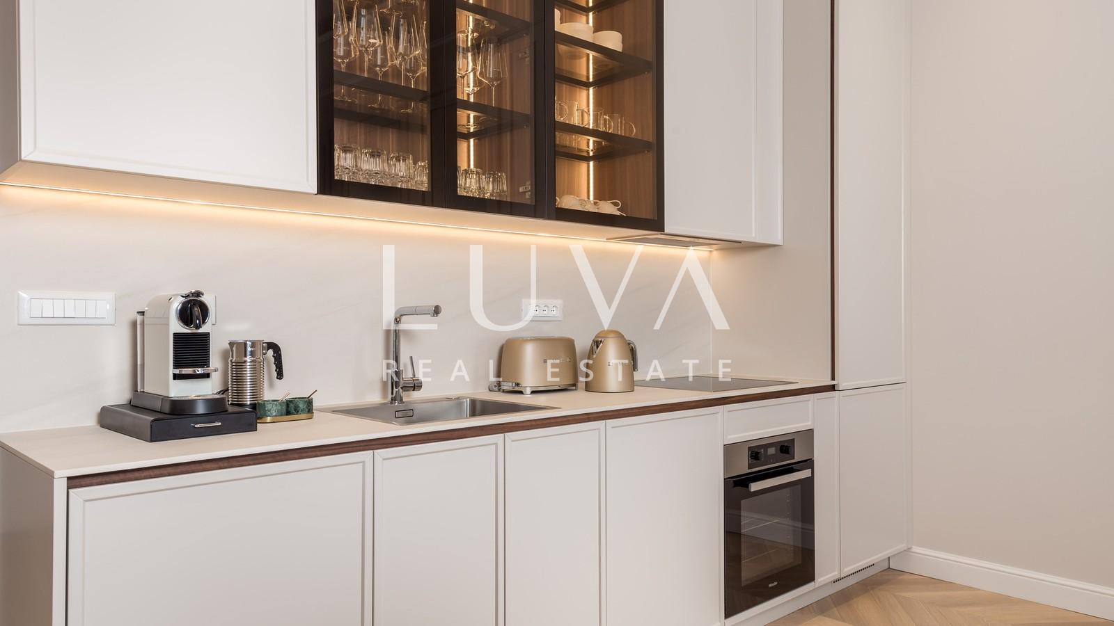 Opatija, city center, luxury apartment NFA 88 m² for sale