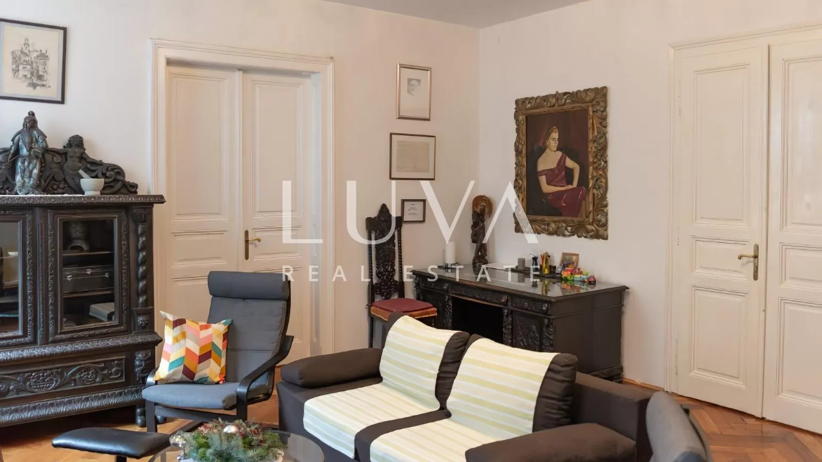 3-Zimmer-Wohnung zu verkaufen, 90 m2, neu renoviert, Top-Lage