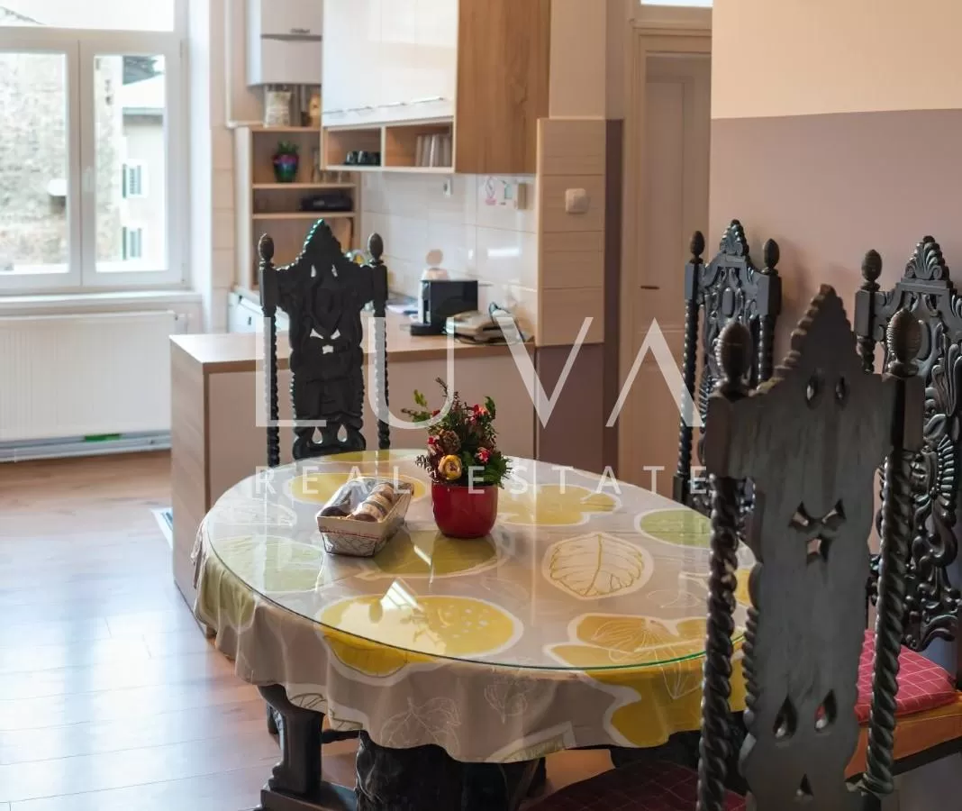 3-Zimmer-Wohnung zu verkaufen, 90 m2, neu renoviert, Top-Lage