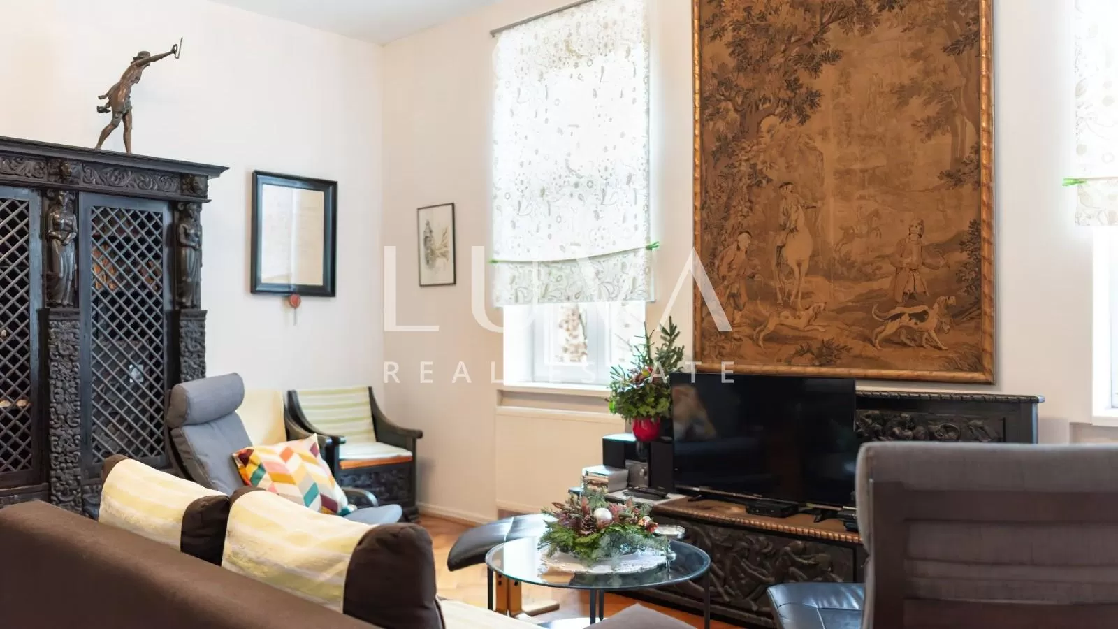 3-Zimmer-Wohnung zu verkaufen, 90 m2, neu renoviert, Top-Lage