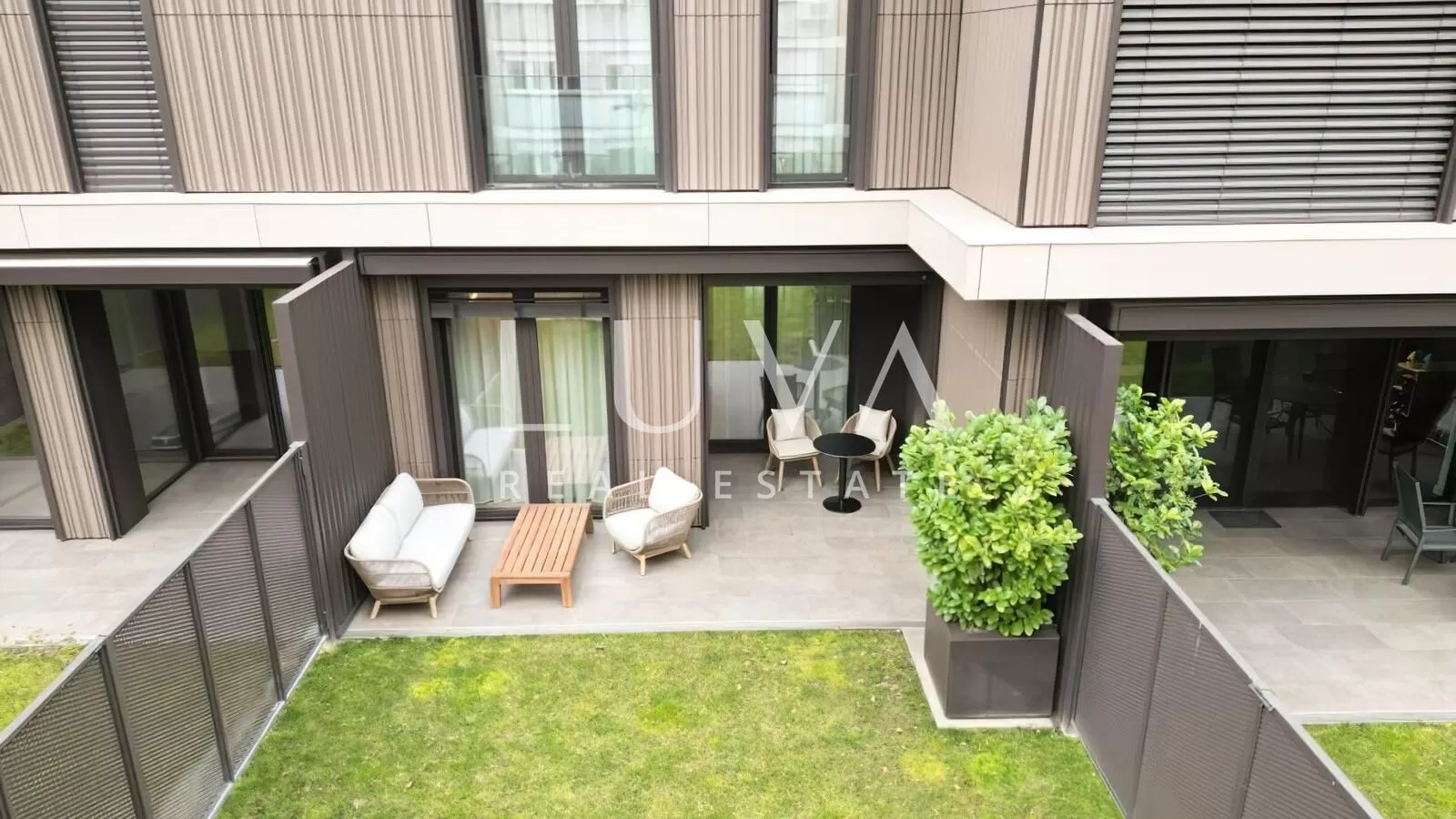 Zagreb, Park Kneževa, luxurious three-floor apartment 144m2 for rent