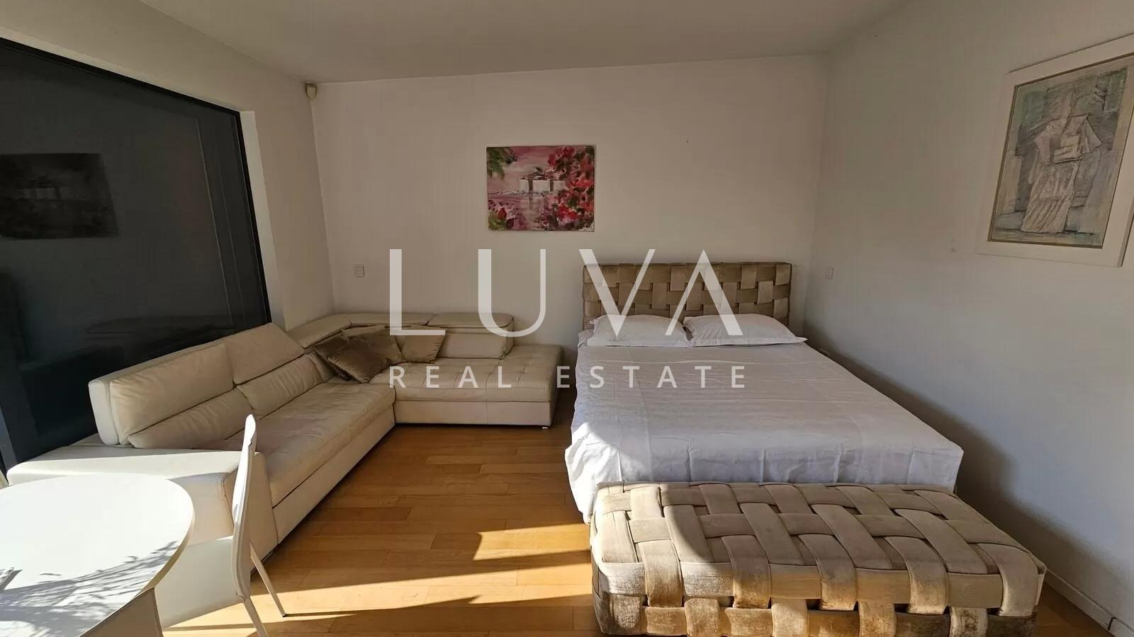 Ban Zentrum, Studio-Apartment mit Terrasse und Garage zum Verkauf