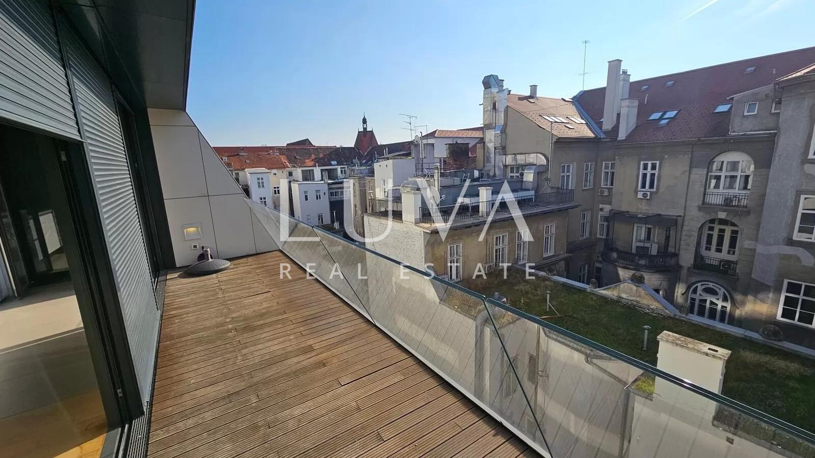 Ban Zentrum, Studio-Apartment mit Terrasse und Garage zum Verkauf