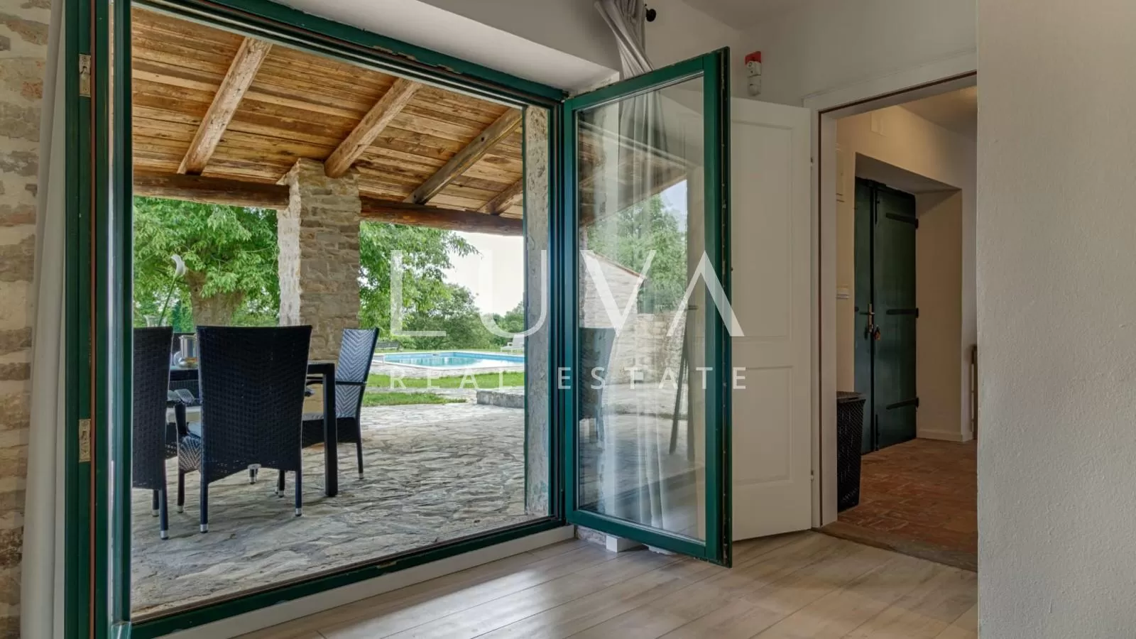 Barban, Istria, luxurious stone villa with pool for sale