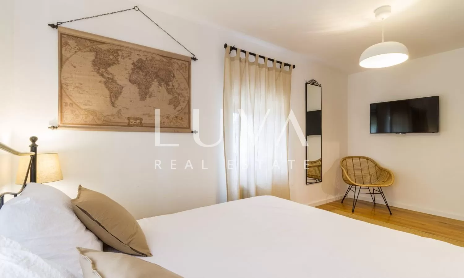 Barban, Istria, luxurious stone villa with pool for sale