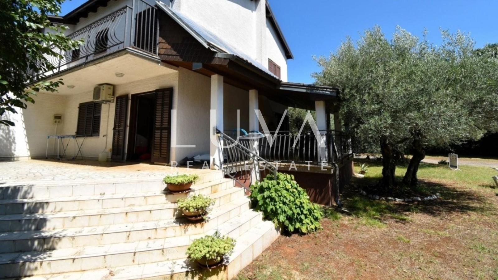 Poreč, Kukci, house with pool, 330 m²