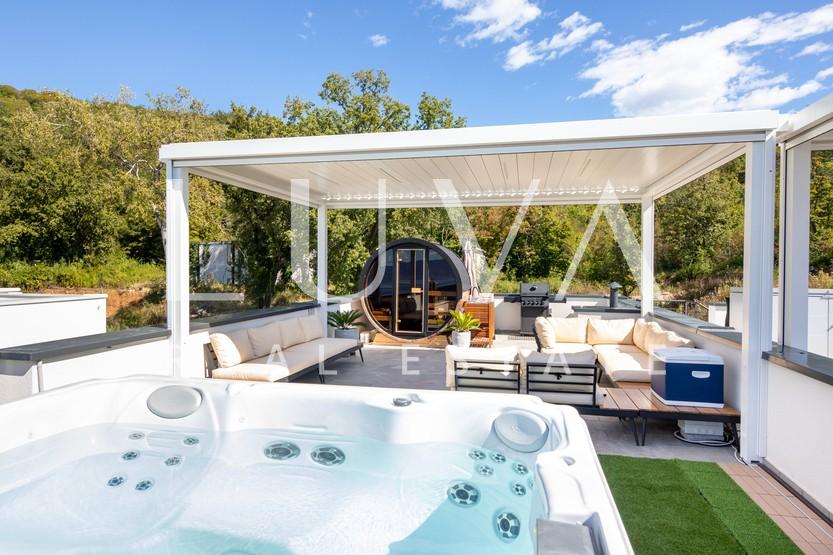 Krk, Omišalj, luxury apartment with roof terrace by the sea, for sale