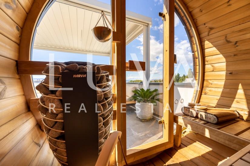 Krk, Omišalj, luxury apartment with roof terrace by the sea, for sale