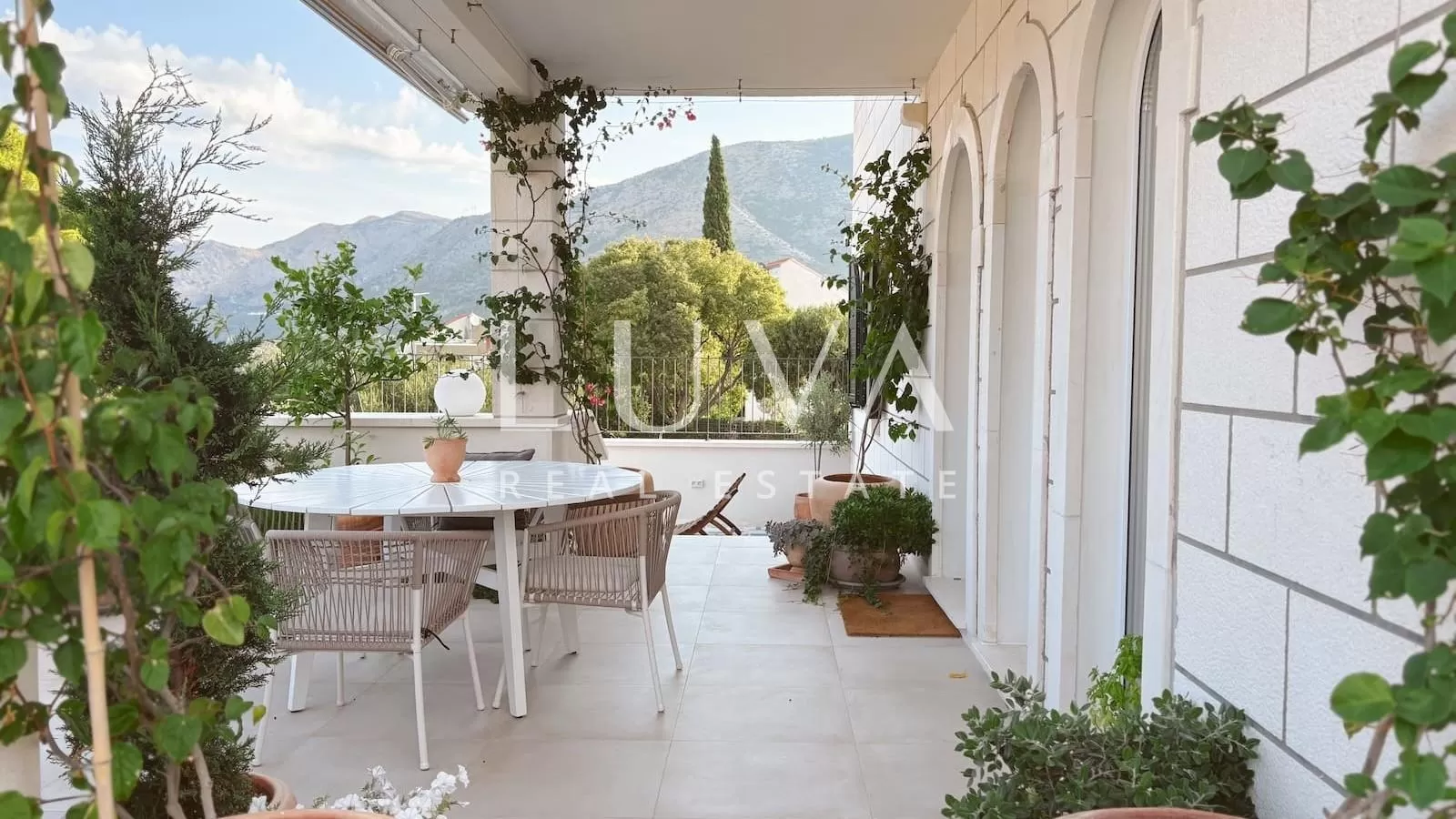 Cavtat, Dubrovnik, luxury apartment near the sea