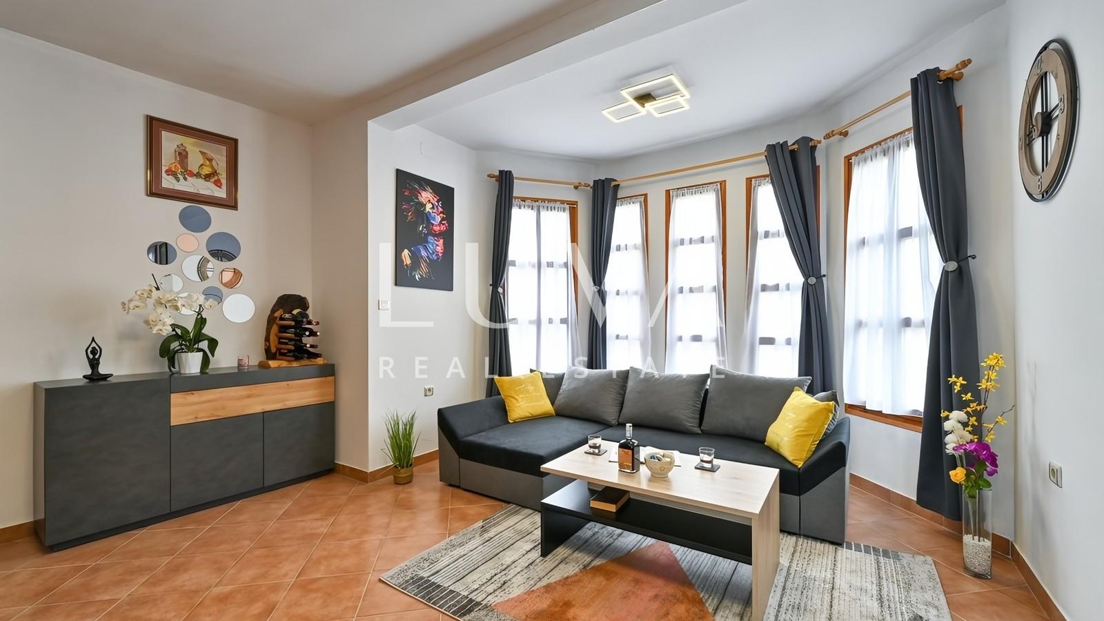 Kloštar Ivanić – House with Pool 145m2 & Vineyard for Sale