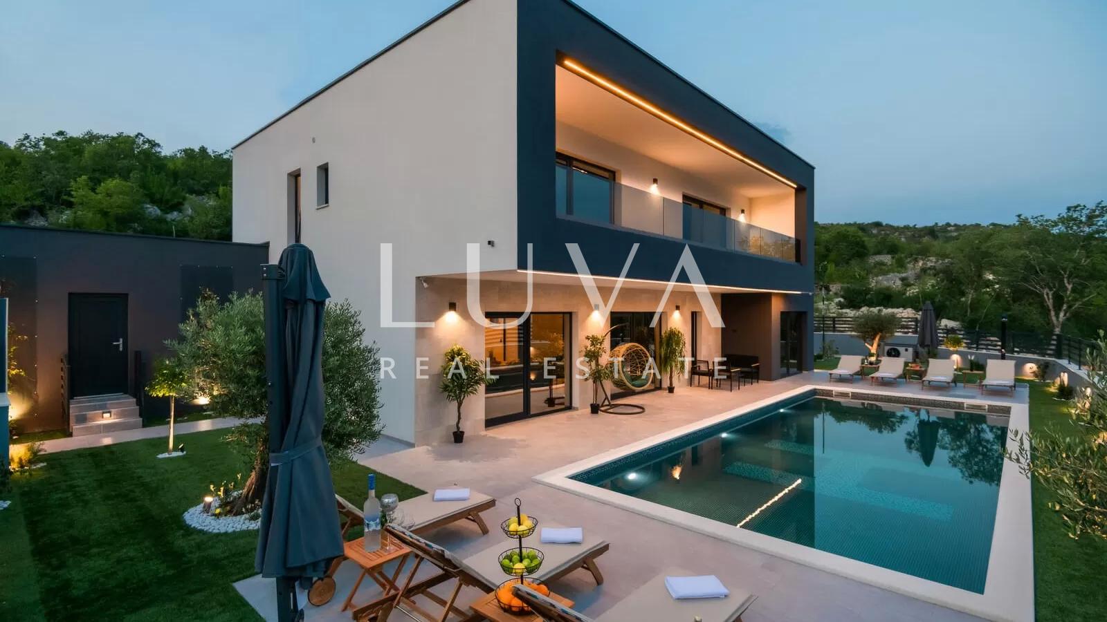 Zagvozd, luxuriöse Villa mit Pool zu verkaufen