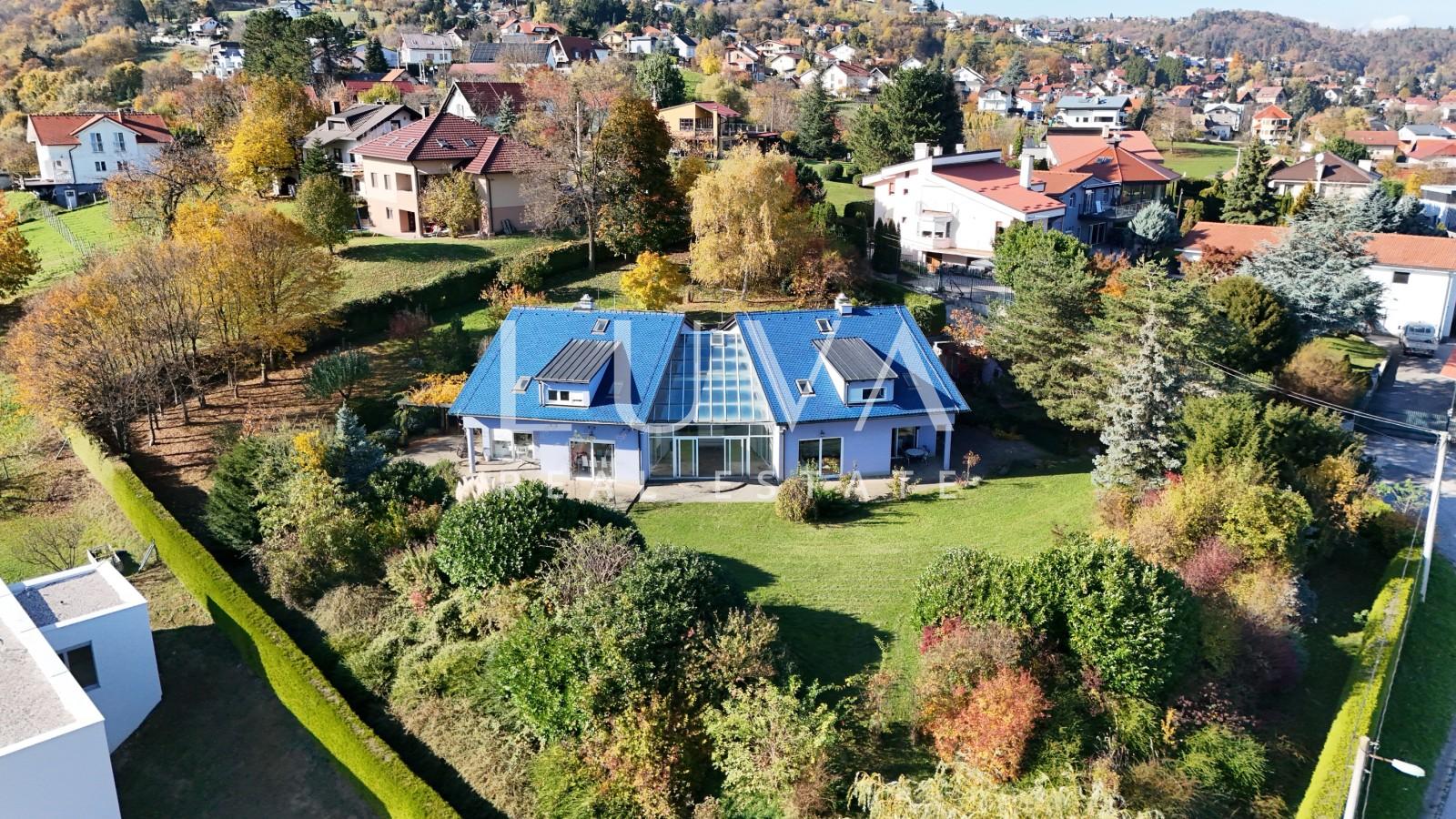 Samobor, Haus zum verkauf auf einem 2500 m2 groben grundstuck mit Panoramablick