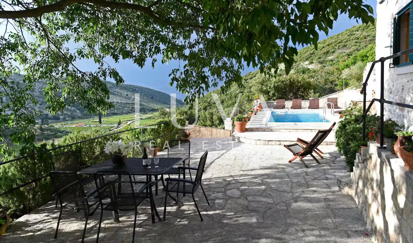 Dol, Brač, stone house with sea view for sale