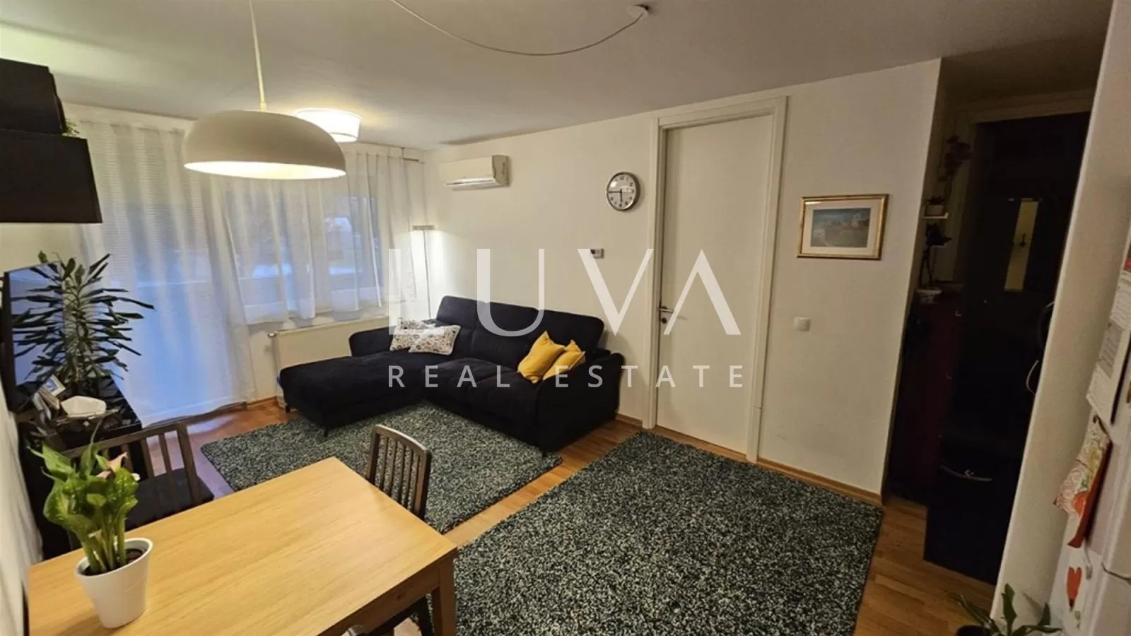 Trešnjevka, komfortable 3-Zimmer-Wohnung, 70 m2, zum Verkauf.