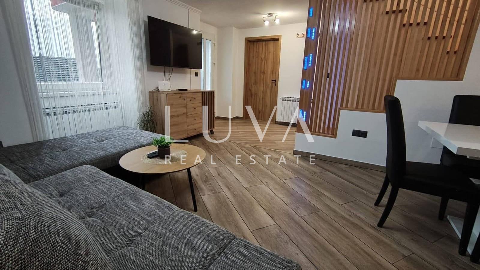 Kraljevica, Križišće, house with a pool for sale