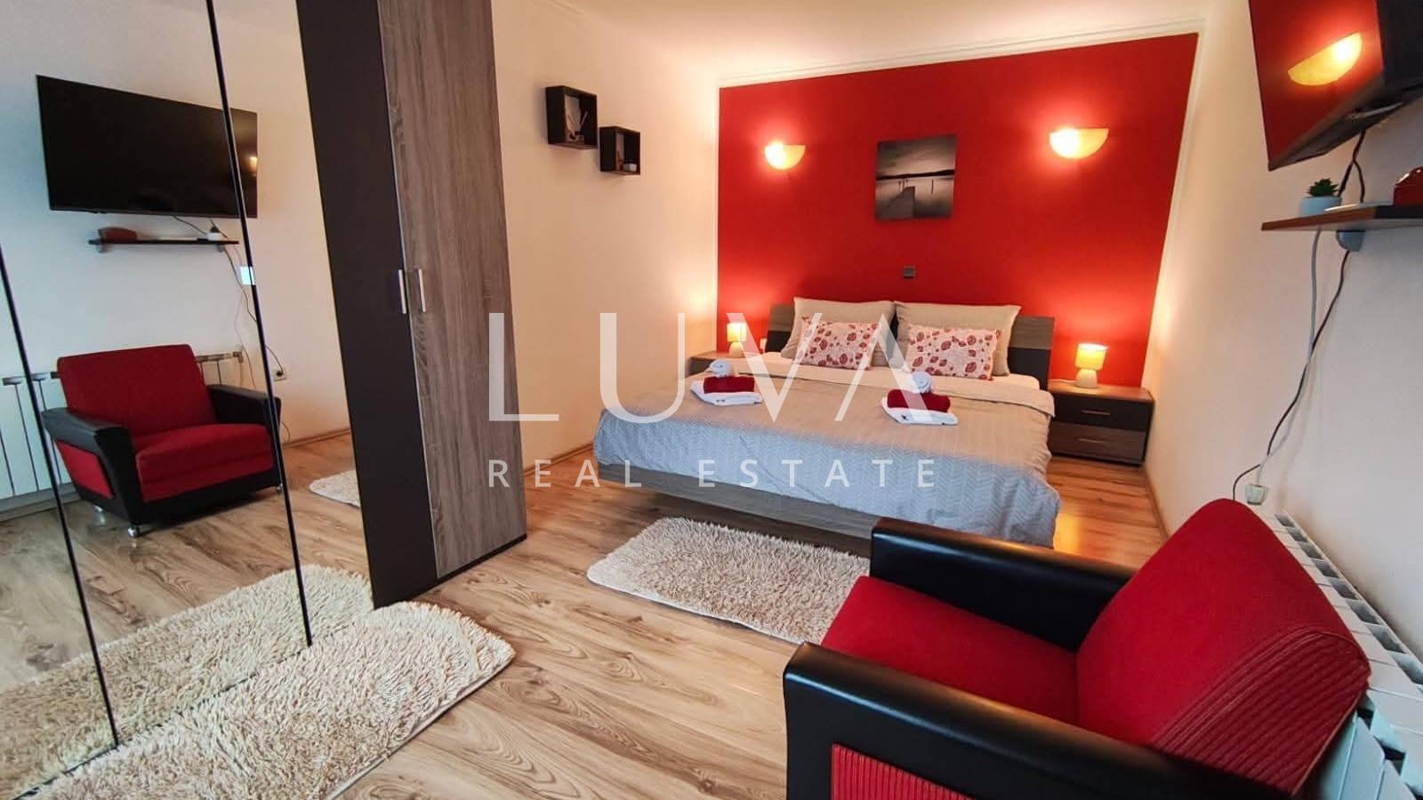 Kraljevica, Križišće, house with a pool for sale