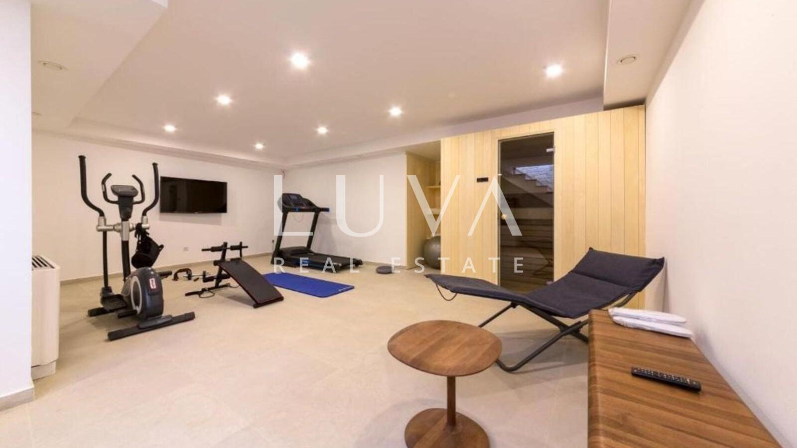 Poreč, Špadići, house with a pool near the sea for sale