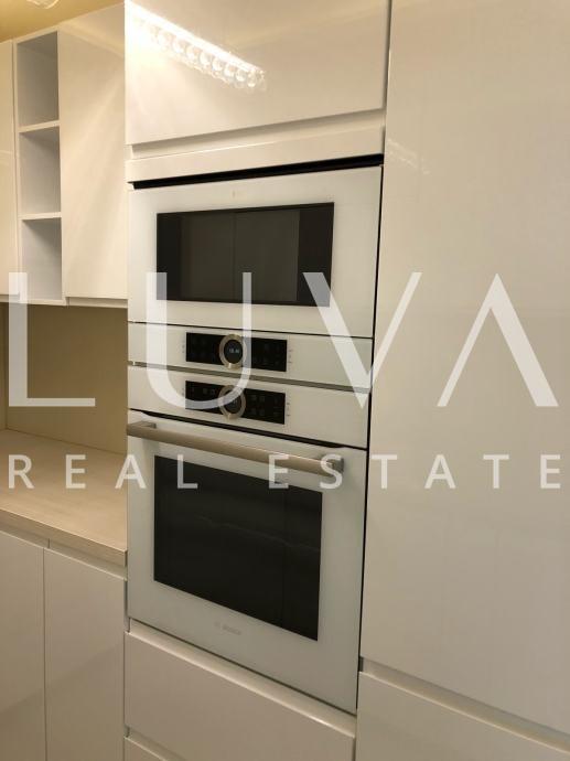 Zagreb, Gornje Prekrižje, Wohnung 70 m² mit 40 m² Terrasse + 2 Parkplätze