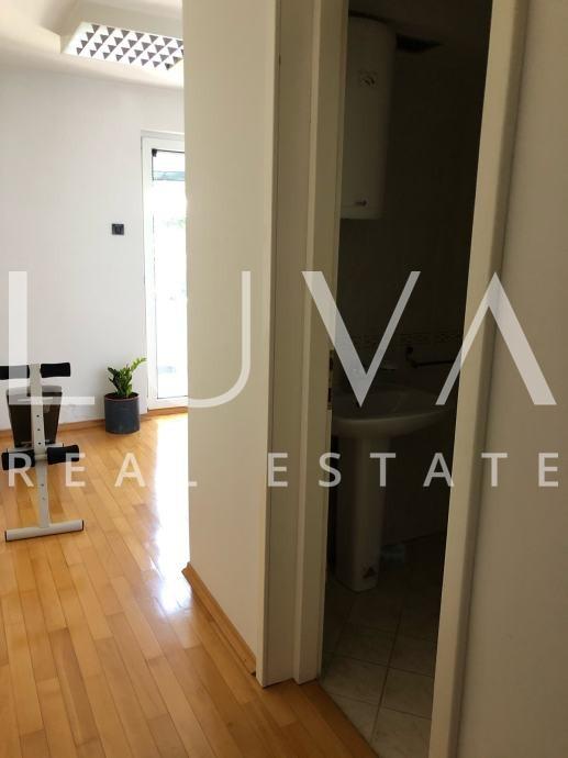 Zagreb, Gornje Prekrižje, Wohnung 70 m² mit 40 m² Terrasse + 2 Parkplätze