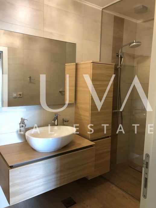 Zagreb, Gornje Prekrižje, Wohnung 70 m² mit 40 m² Terrasse + 2 Parkplätze