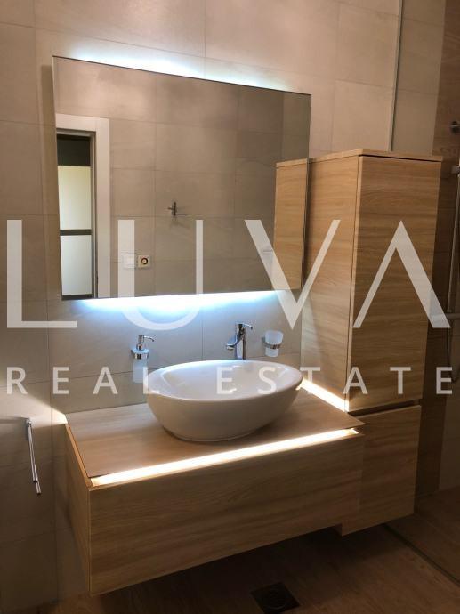 Zagreb, Gornje Prekrižje, Wohnung 70 m² mit 40 m² Terrasse + 2 Parkplätze