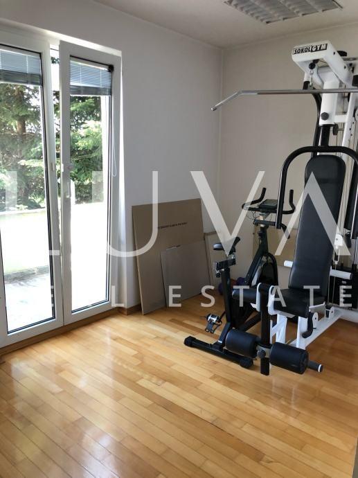 Zagreb, Gornje Prekrižje, Wohnung 70 m² mit 40 m² Terrasse + 2 Parkplätze