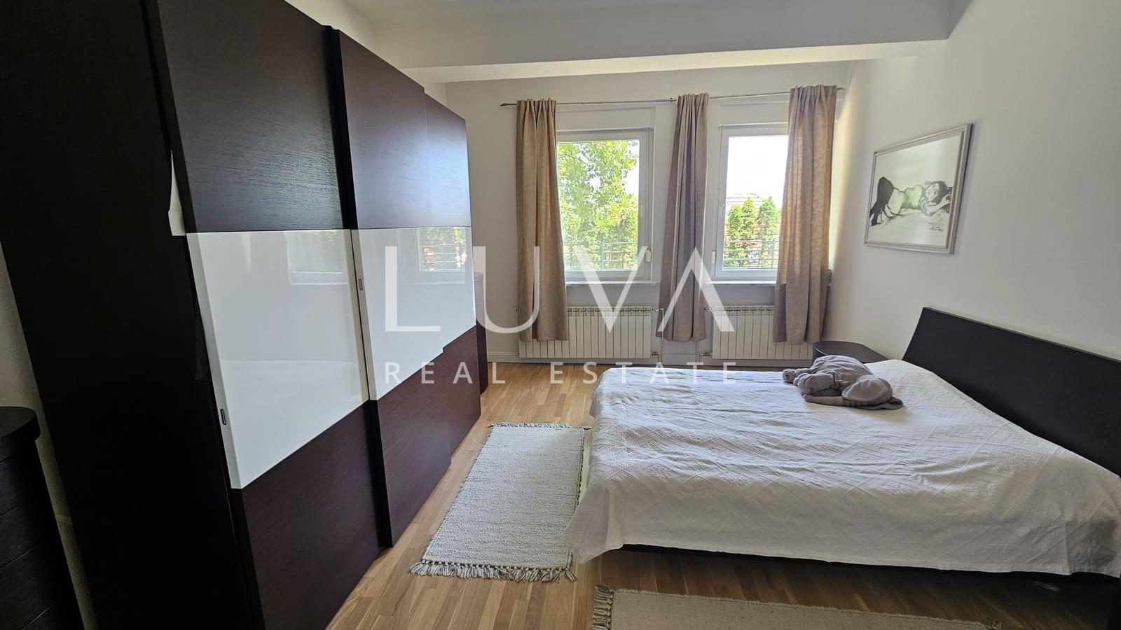Zagreb, Gornje Prekrižje, Luxusapartment mit Garten und Garage, 230m2