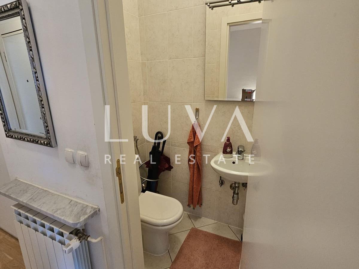 Zagreb, Gornje Prekrižje, Luxusapartment mit Garten und Garage, 230m2