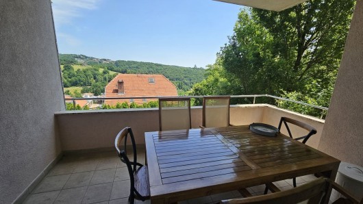 Zagreb, Gornje Prekrižje, Luxusapartment mit Garten und Garage, 230m2
