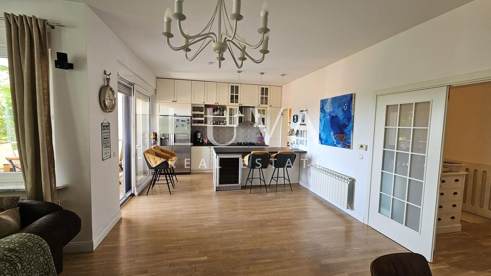Zagreb, Gornje Prekrižje, Luxusapartment mit Garten und Garage, 230m2
