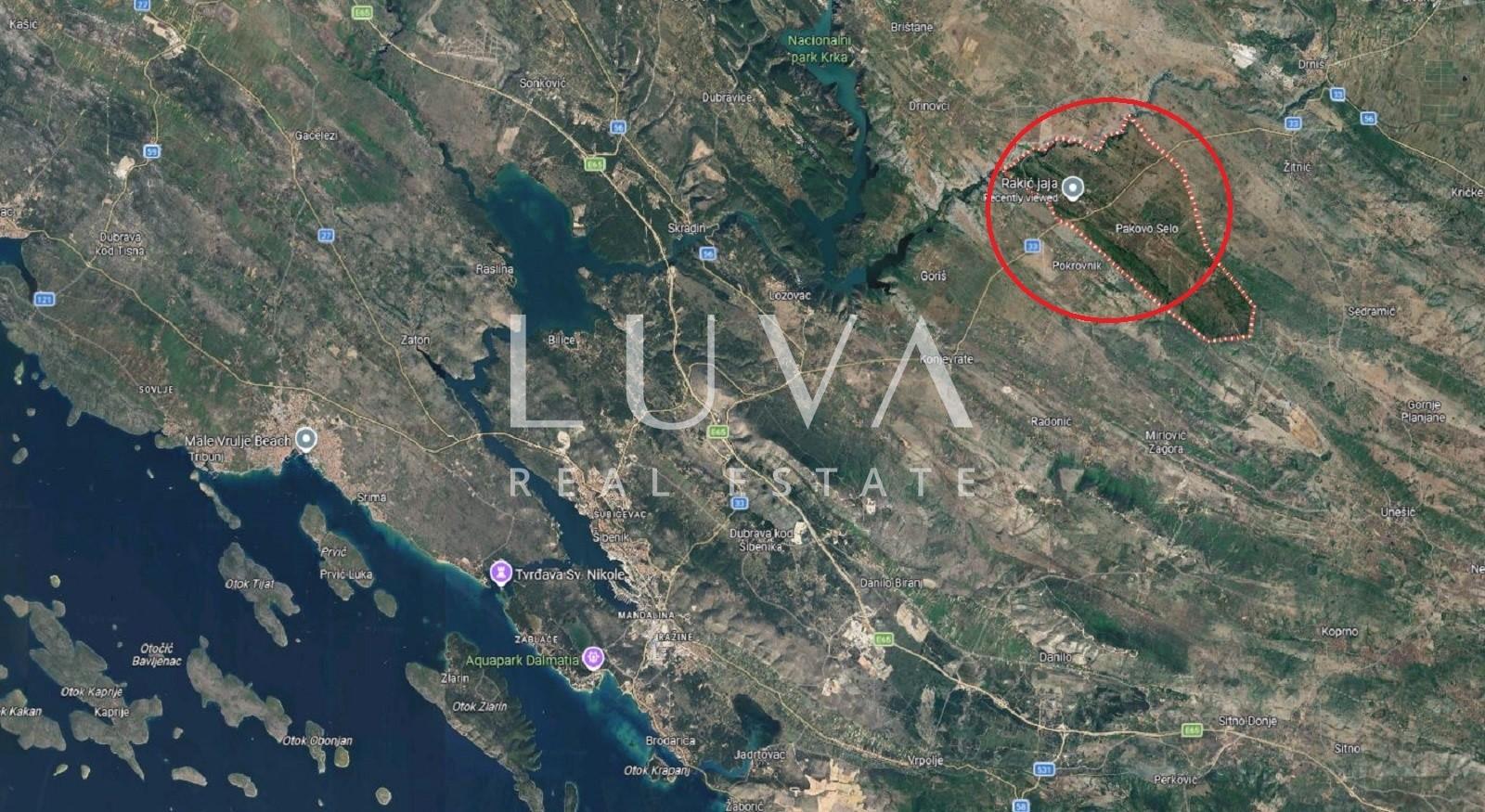 Drniš, Pakovo Selo, building land 5,200 m² for sale