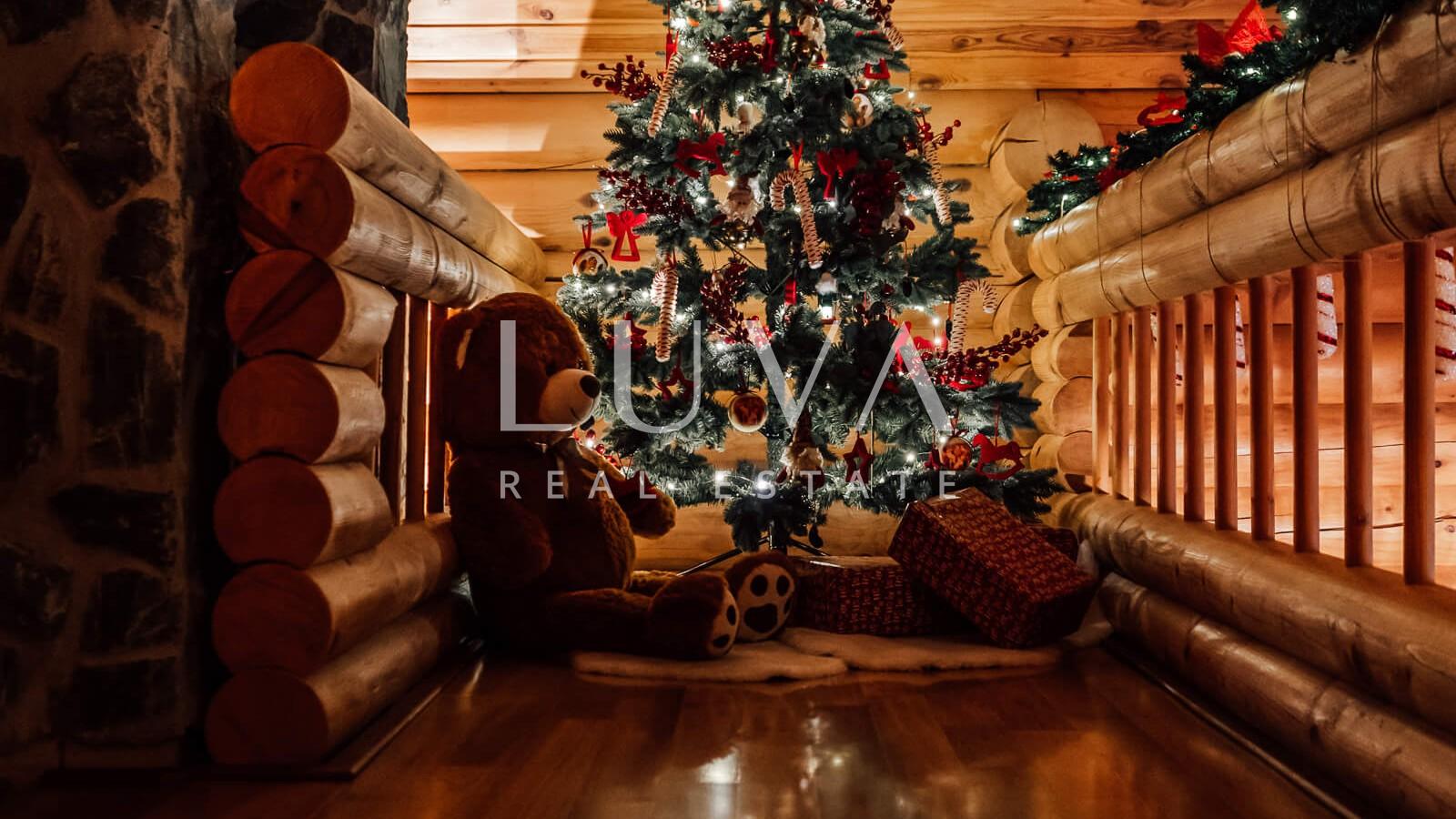 Ravna Gora, wooden house with pool for vacation for sale