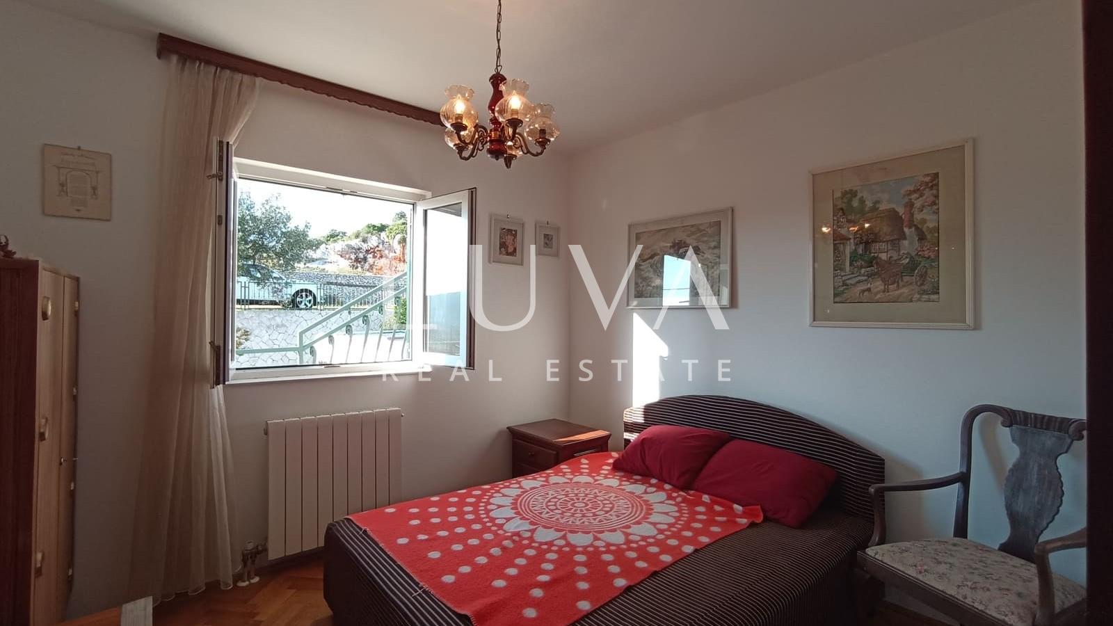 Marina, Trogir, kamena kuća blizu mora na prodaju