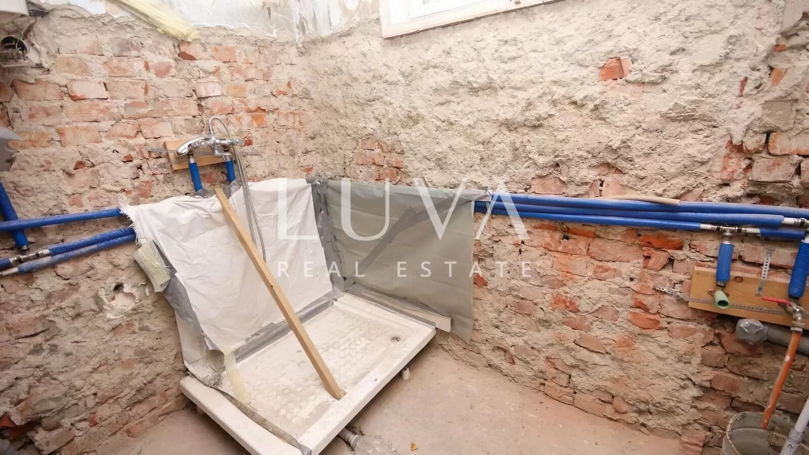 Zagreb, Pantovčak, stan za adaptaciju 141m2 na prodaju