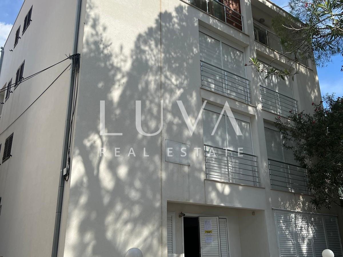 Mala Duba, Živogošće, boutique hotel na plaži, investicijska prilika