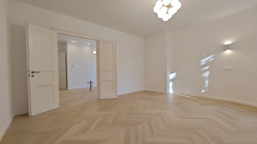 Zagreb, centre, renovated 4-room apt 91m2 for sale