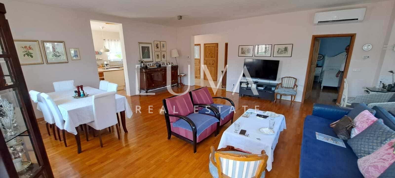 Dubrovnik, Slano, stone house by the sea for sale