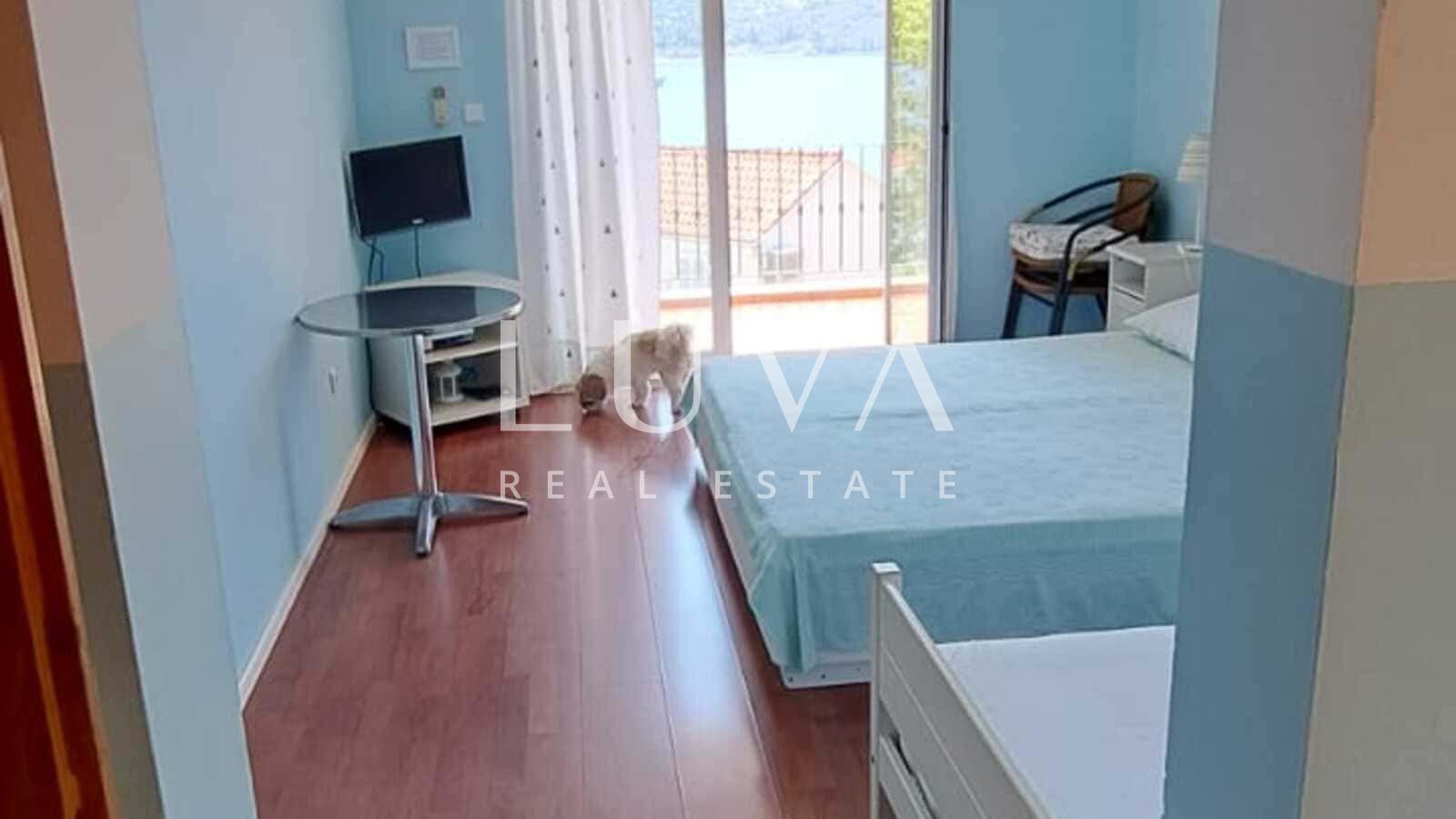 Dubrovnik, Slano, stone house by the sea for sale