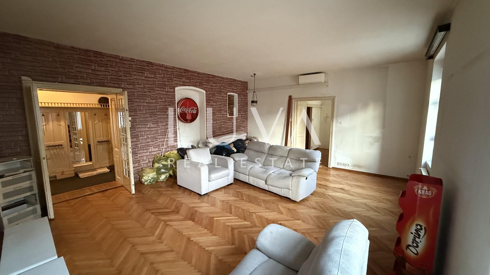 Zagreb, Kvaternikov trg, četverosoban stan za renovaciju, 114 m2