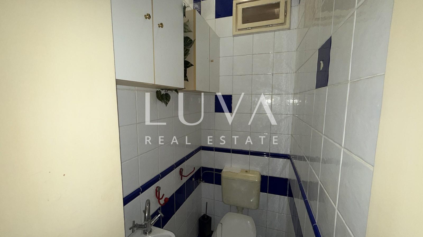 Zagreb, Kvaternikov trg, četverosoban stan za renovaciju, 114 m2