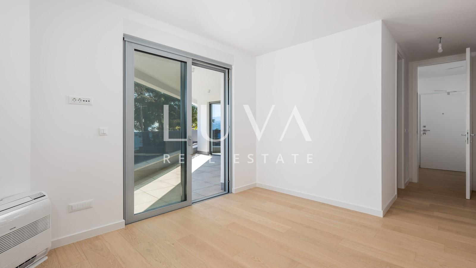 Opatija, luxury new building with garden, apartment NFA 125.81 m²