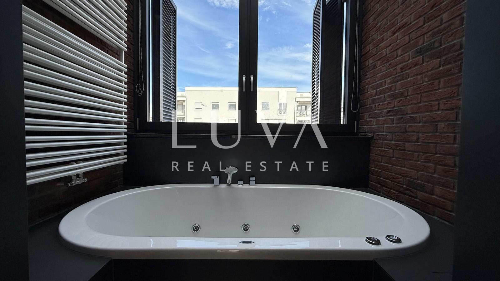 Zagreb, Jarun, four-room apartment with lake view, 100 m²