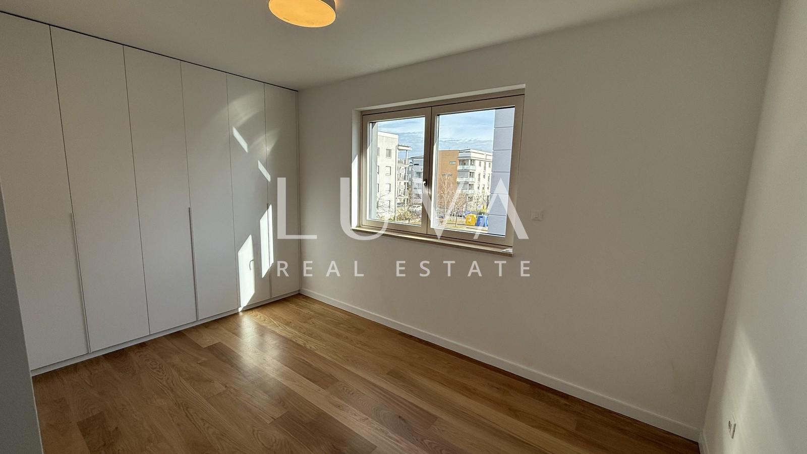 Zagreb, Jarun, four-room apartment with lake view, 100 m²