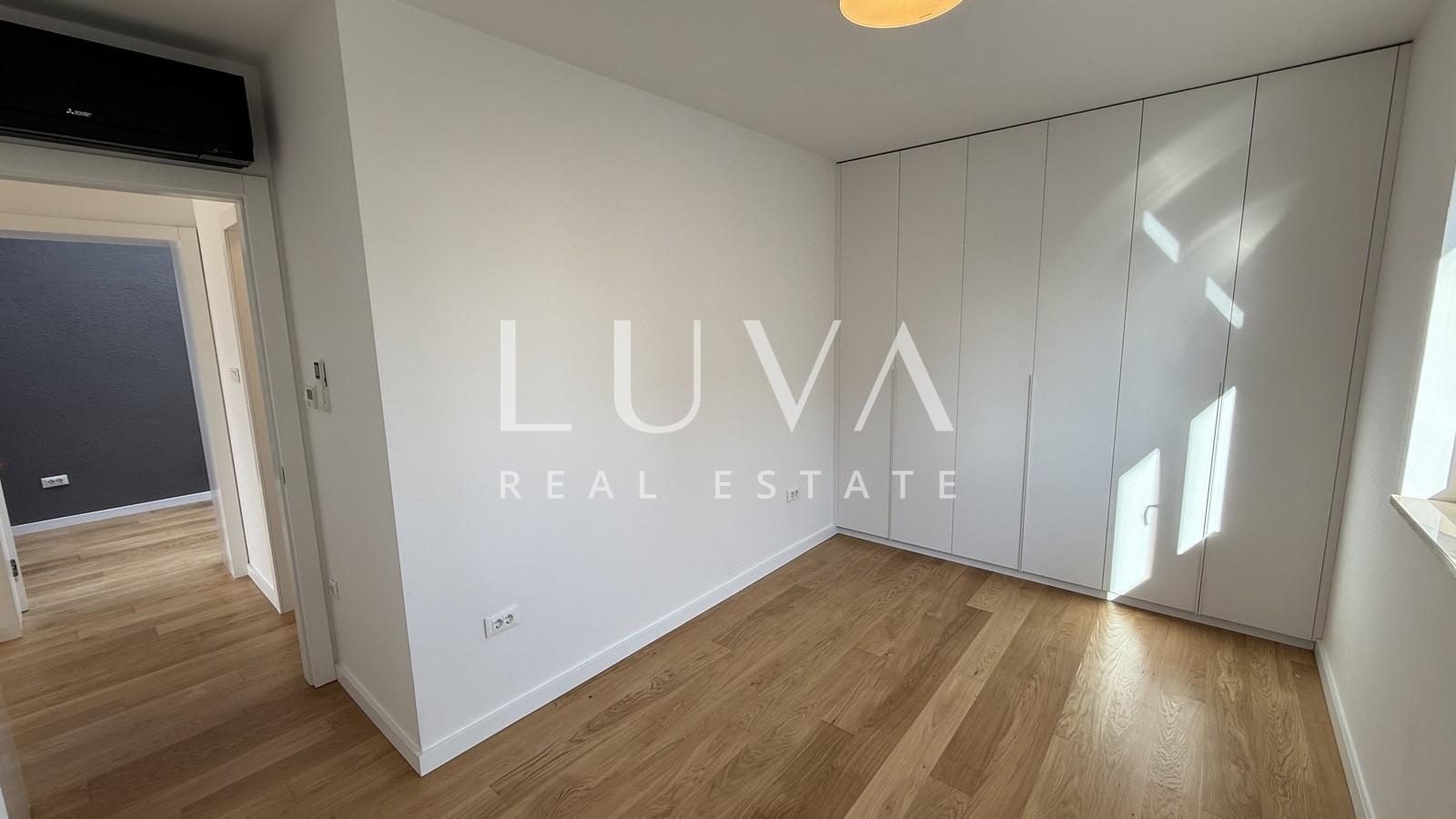 Zagreb, Jarun, four-room apartment with lake view, 100 m²