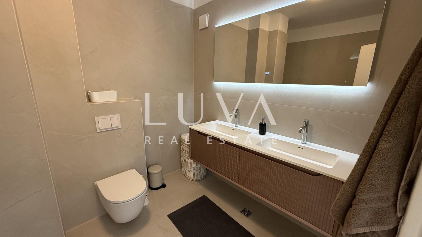 Zagreb, Maksimir, moderne 4-Zimmer-Wohnung mit 2 Terrassen, 130 m²